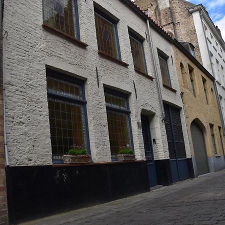 Huyze Peerdenbrugghe Panzió Brugge Kültér fotó